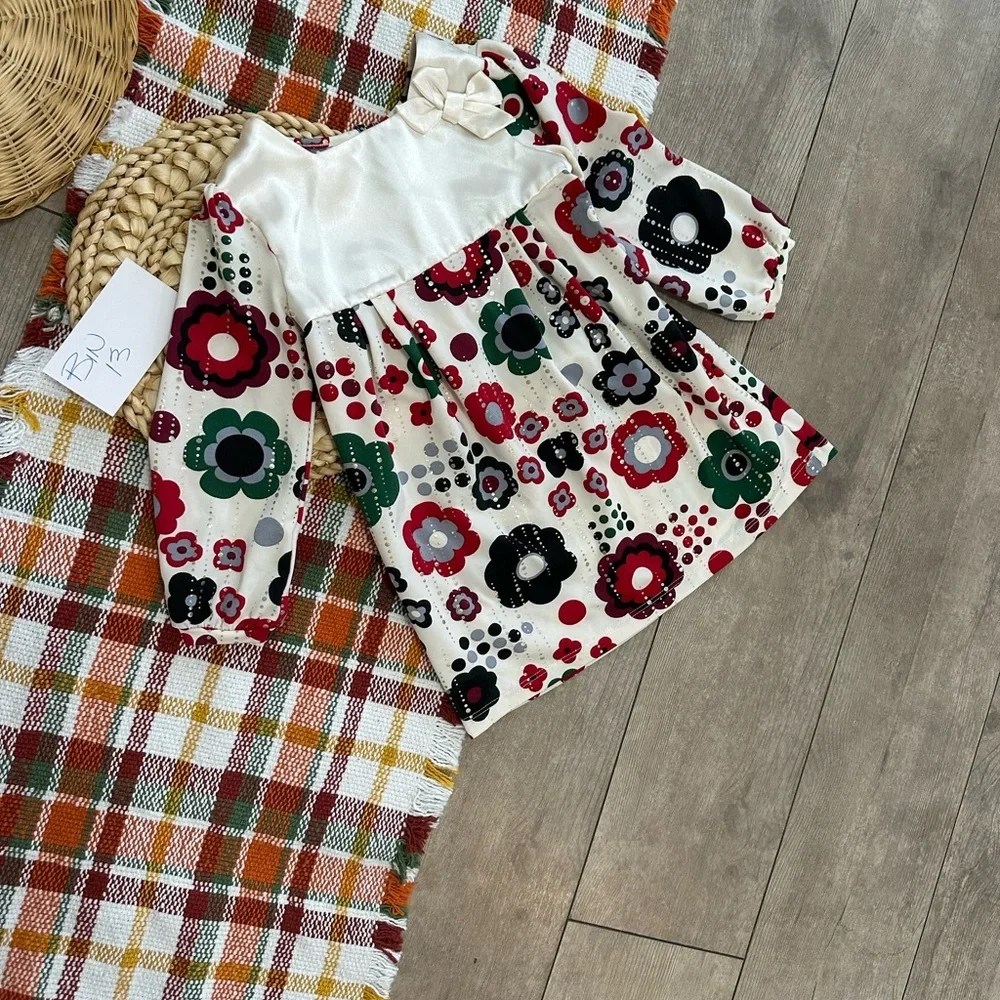 Y2K Children’s Place Girl Christmas Satiny Hippy Floral Dress Size 24 Months - Picture 14 of 15